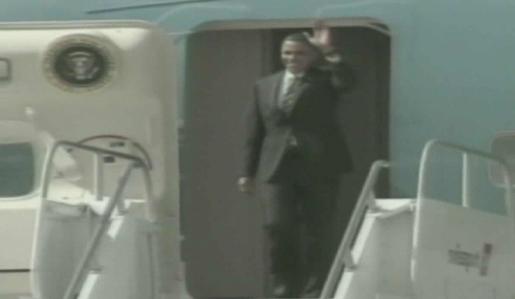 President Barack Obama arrives at LAX Monday. (ATVN)