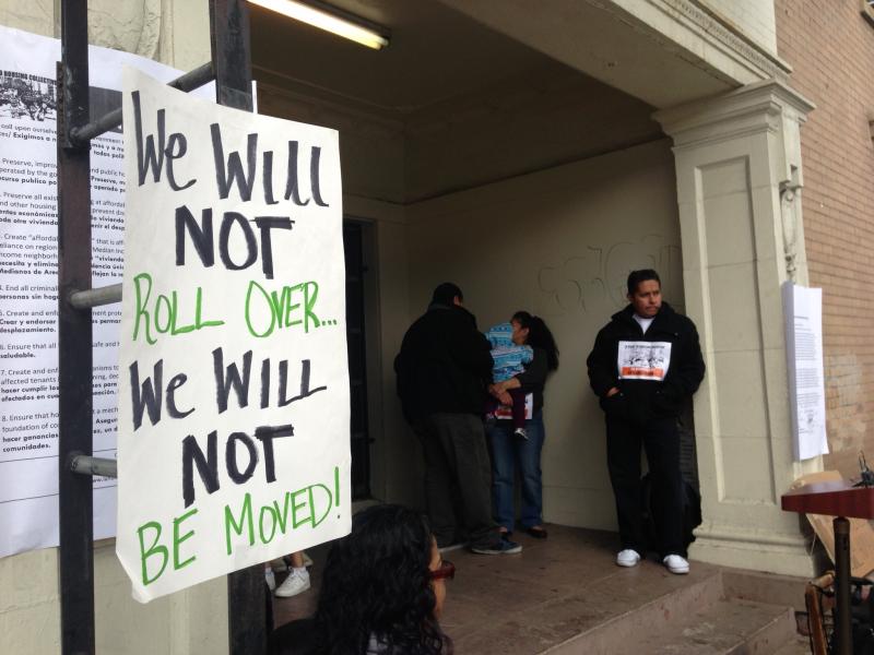 South LA residents demand affordable housing (Eric Burse/ATVN)