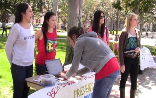 USC students teamed up Wednesday to encourage people to stop using the "R-Word." (Photo courtesy ATVN)