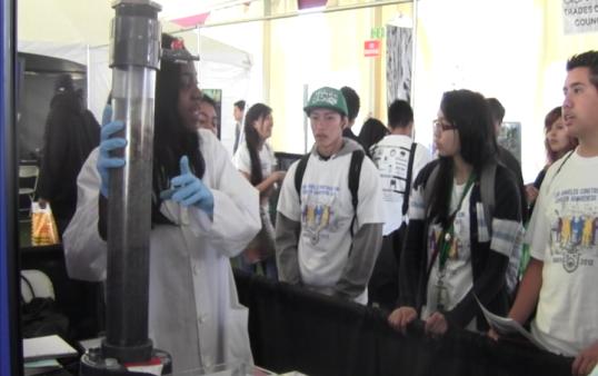Three thousand students learn about construction careers. (Photo courtesy of ATVN)
