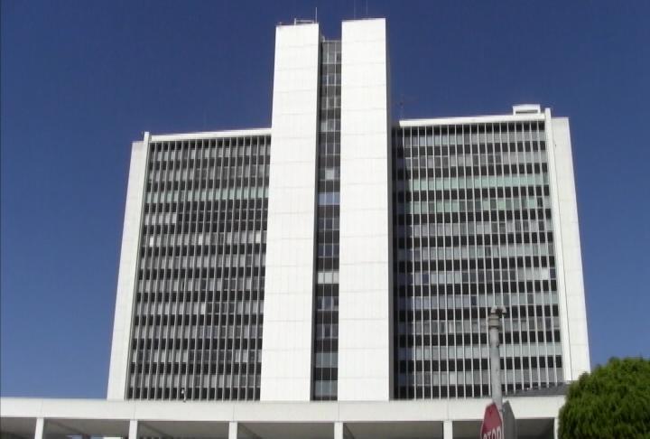 Business slowed down at the federal building in Westwood today. (ATVN)
