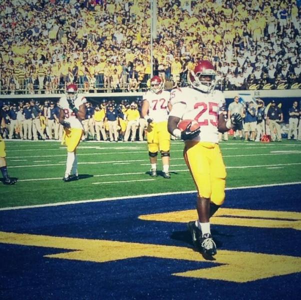USC running back Silas Redd gets his first receiving touchdown of the year. USC running back Silas Redd gets his first receiving touchdown of the year.