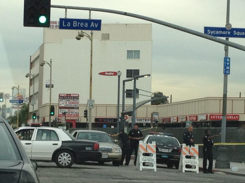 Police surround La Brea Avenue after Miracle Mile shooting. (Photo courtesy Sharareh Drury)
