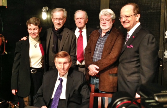 Daley, Spielberg, Redstone, Price, Lucas, Nikias (ATVN/Pierce Larsen) Daley, Spielberg, Redstone, Price, Lucas, Nikias (ATVN/Pierce Larsen)
