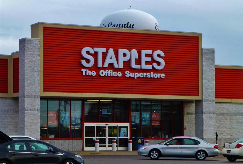 The national office supply retailer has not announced how many jobs will be lost on account of the store closings. (Flickr / Fanofretail)
